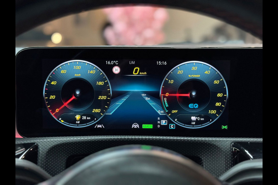 Mercedes-Benz CLA-Klasse Shooting Brake 250 e Luxury Line|PANO|STOELVER|AUTO|AMGLINE