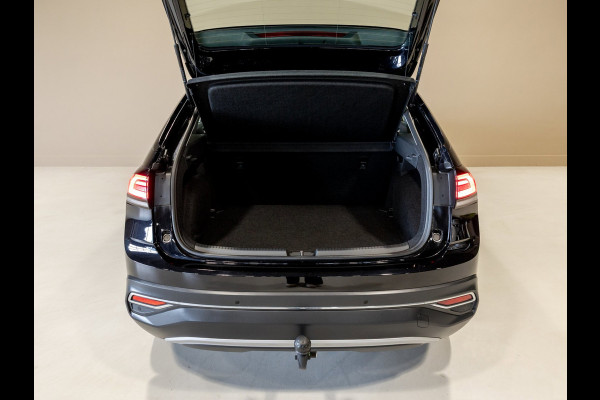 Volkswagen Taigo 1.5 TSI Style / 150pk / Trekhaak / Stoelverwarming / Achteruitrij camera /