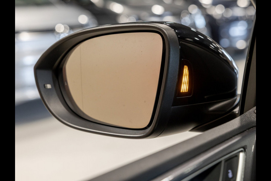 Volkswagen Taigo 1.5 TSI Style / 150pk / Trekhaak / Stoelverwarming / Achteruitrij camera /