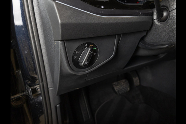 Volkswagen Taigo 1.5 TSI Style / 150pk / Trekhaak / Stoelverwarming / Achteruitrij camera /