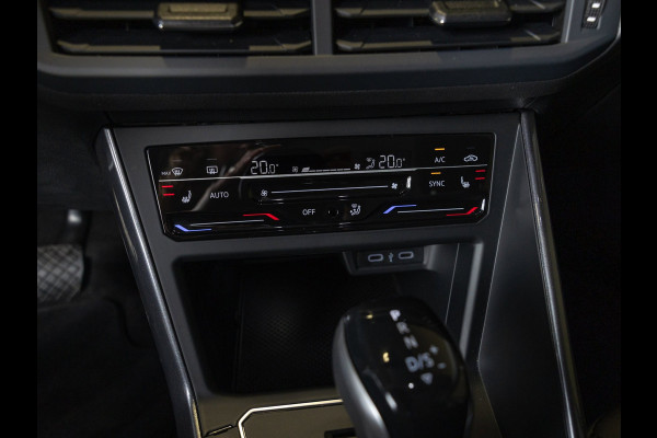 Volkswagen Taigo 1.5 TSI Style / 150pk / Trekhaak / Stoelverwarming / Achteruitrij camera /