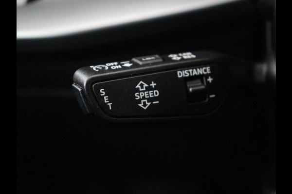 Audi A3 Limousine 30 TFSI Advanced edition | Stoelverwarming | Adaptive Cruise | Trekhaak | Carplay | LED | PDC | Navigatie | DAB
