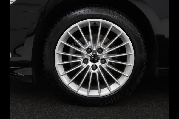 Audi A3 Limousine 30 TFSI Advanced edition | Stoelverwarming | Adaptive Cruise | Trekhaak | Carplay | LED | PDC | Navigatie | DAB