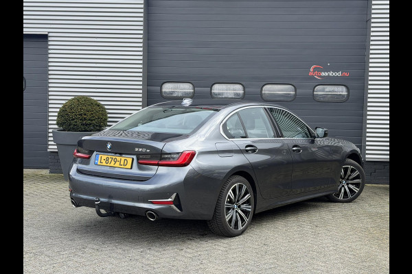 BMW 3-serie 330e | 360* Camera | Navigatie | Lederen Bekleding | DAB | Trekhaak |