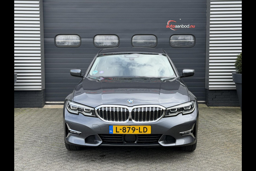 BMW 3-serie 330e | 360* Camera | Navigatie | Lederen Bekleding | DAB | Trekhaak |