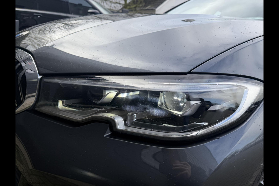 BMW 3-serie 330e | 360* Camera | Navigatie | Lederen Bekleding | DAB | Trekhaak |