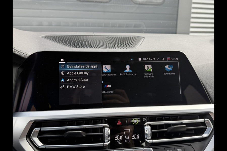 BMW 3-serie 330e | 360* Camera | Navigatie | Lederen Bekleding | DAB | Trekhaak |