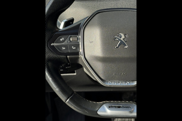 Peugeot 5008 1.2 PureTech GT-Line 7P - AUTOMAAT I Panorama dak I Navigatie / Apple CarPlay I 1/2 Leer I Sport pakket I Dealer ond.