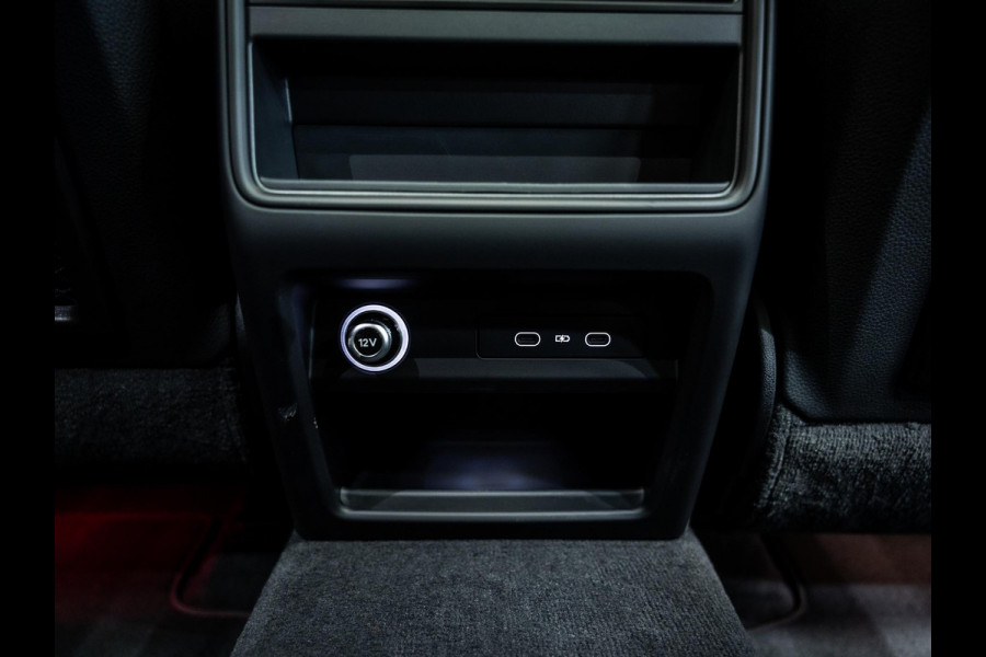 Porsche Cayenne Coupé 3.0 E-Hybrid Black Edition | Sportuitlaat | Stoelverwarming en verkoeling | Sport Chrono |