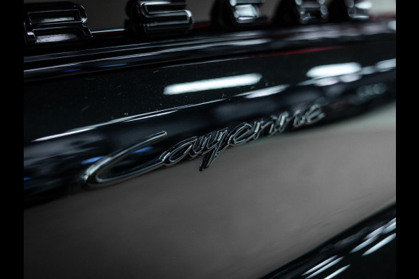 Porsche Cayenne Coupé 3.0 E-Hybrid Black Edition | Sportuitlaat | Stoelverwarming en verkoeling | Sport Chrono |