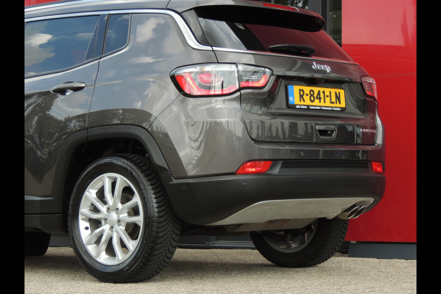 Jeep Compass 1.3T Limited Automaat 150PK | Clima | Xenon | Navi | Keyless | Licht/regen sensor | All-season banden