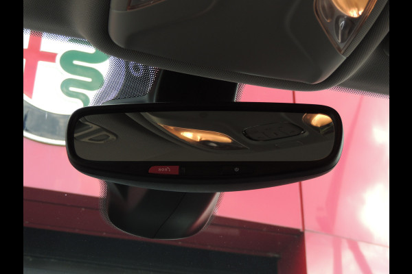 Jeep Compass 1.3T Limited Automaat 150PK | Clima | Xenon | Navi | Keyless | Licht/regen sensor | All-season banden