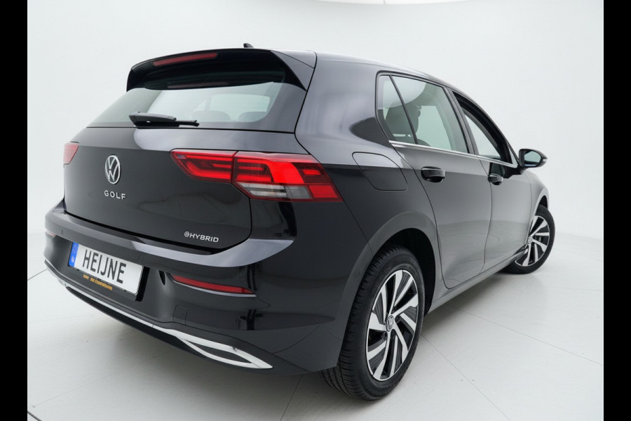Volkswagen Golf 1.4 eHybrid 204PK DSG STYLE NAVI/CARPLAY/CAMERA****