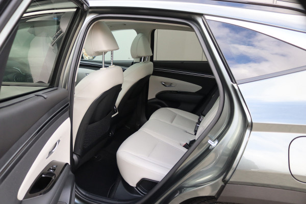 Hyundai Tucson 1.6 T-GDI PHEV Premium Sky 4WD Open-dak/Leder/Memory-stoel/Keyfree/Winter-pack