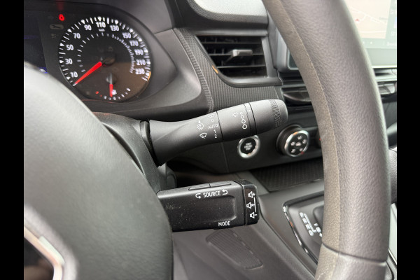 Renault Kangoo Grand Comfort TCe 130PK **Benzine** L1 LED Airco Cruise Control Camera Digitale Achteruitkijk Spiegel Inbouw