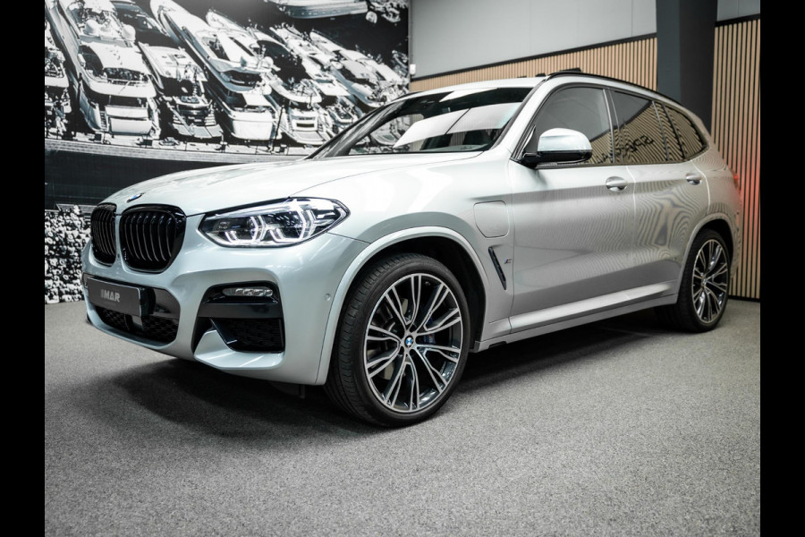 BMW X3 xDrive30e High Executive | Volledig M uitgevoerd | Stoelverwarming | Harman/Kardon | Memory |