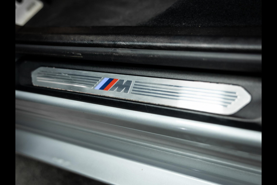 BMW X3 xDrive30e High Executive | Volledig M uitgevoerd | Stoelverwarming | Harman/Kardon | Memory |