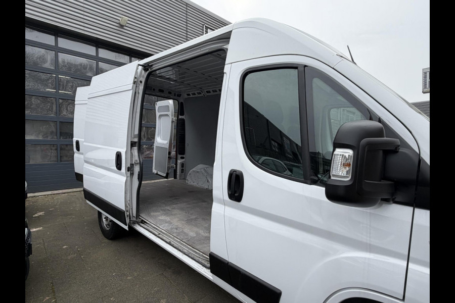 Opel Movano 2.2D 140 L2H2 EDITION AIRCO.NAVI .BETIMMERING . PARKEERSENSOREN ACHTER.