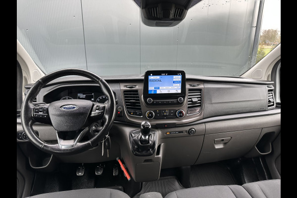 Ford Transit Custom 2.0 TDCI / L2H1 / DUBBEL CABINE / 1e EIG. / TREKHAAK / IMPERIAAL / CAMERA / CRUISE / 6 PERSOONS
