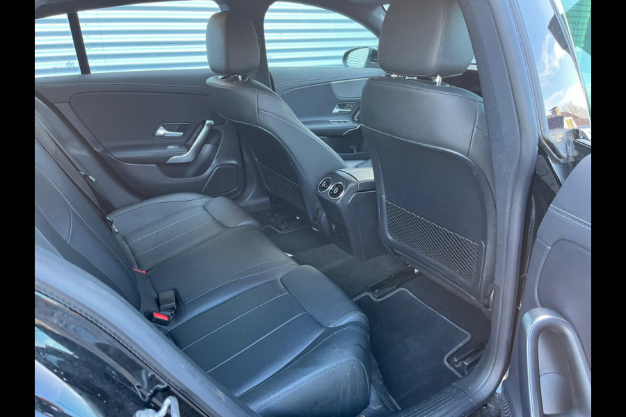 Mercedes-Benz CLA-Klasse Shooting Brake 200 Business Solution Luxury