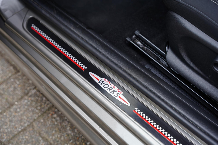 MINI Mini 1.5 Cooper Dalston Edition JCW / Harman Kardon / Navigatie