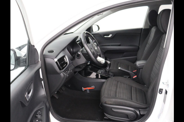 Kia Stonic 1.0 T-GDi MHEV DynamicPlusLine | Adaptive cruise | Carplay | Camera | Keyless | Climate control | DAB | Navigatie | Bluetooth