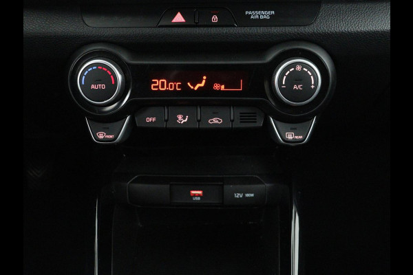 Kia Stonic 1.0 T-GDi MHEV DynamicPlusLine | Adaptive cruise | Carplay | Camera | Keyless | Climate control | DAB | Navigatie | Bluetooth