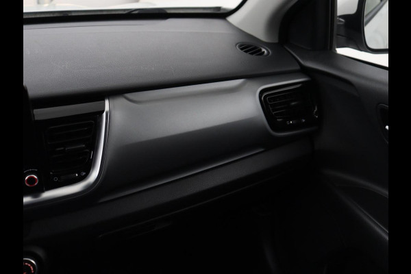 Kia Stonic 1.0 T-GDi MHEV DynamicPlusLine | Adaptive cruise | Carplay | Camera | Keyless | Climate control | DAB | Navigatie | Bluetooth