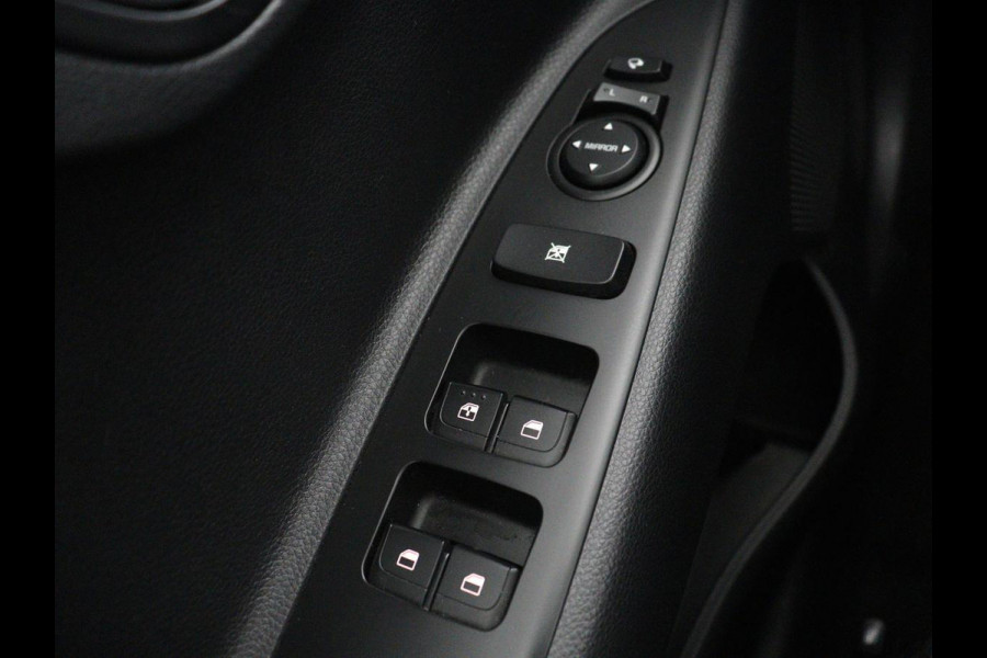 Kia Stonic 1.0 T-GDi MHEV DynamicPlusLine | Adaptive cruise | Carplay | Camera | Keyless | Climate control | DAB | Navigatie | Bluetooth