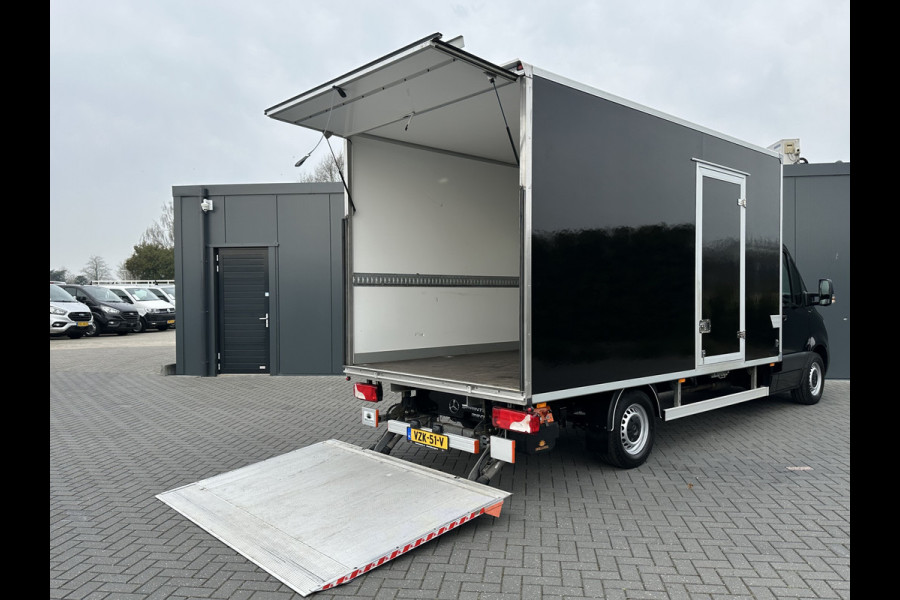Mercedes-Benz Sprinter 319 CDI 191 PK 9G-TRONIC / BAKWAGEN / LAADKLEP / 17.571 KM !! / LED / 1e EIG. / ZIJDEUR / CAMERA / CRUISE / AIRCO