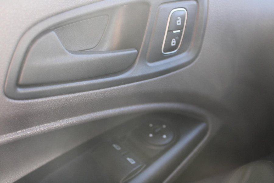 Ford Transit Connect 1.5 EcoBlue L2 Trend | MARGE geen btw/bpm | Voorruitverwarming | Cruise Control | Navi