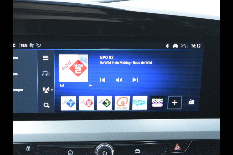 Opel Mokka 1.2 Turbo Hybrid Business Edition 136 PK | NAVI | PARKEERSENSOREN MET CAMERA | CLIMATE CONTROL | VERWARMDE STOELEN | DEMO