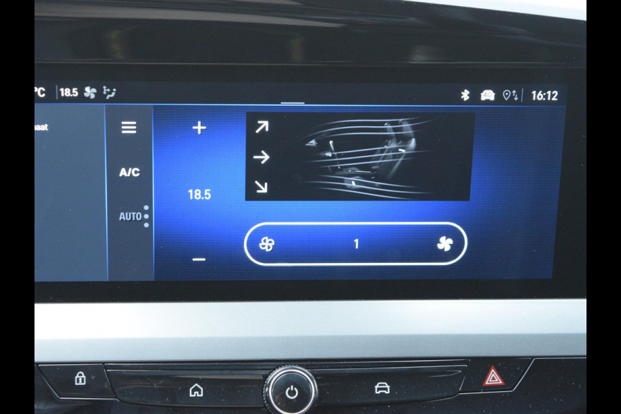 Opel Mokka 1.2 Turbo Hybrid Business Edition 136 PK | NAVI | PARKEERSENSOREN MET CAMERA | CLIMATE CONTROL | VERWARMDE STOELEN | DEMO