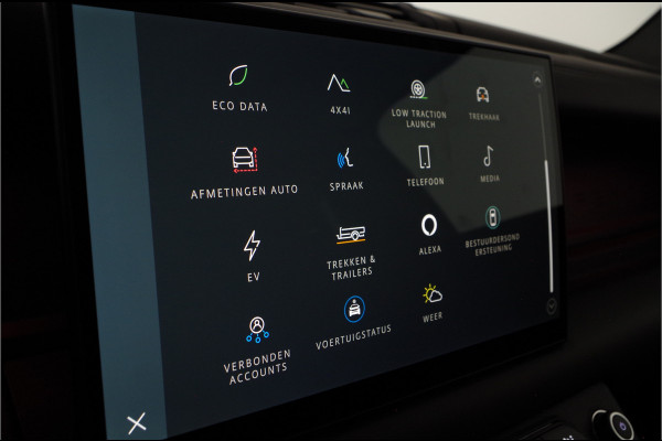 Land Rover Defender 110 2.0 P300e X-Dynamic HSE > 300pk/Black pakket/Head-up/22inch/Trekhaak/Smart View...