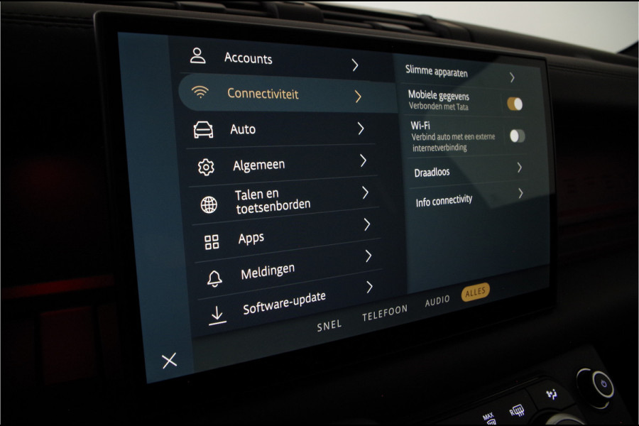 Land Rover Defender 110 2.0 P300e X-Dynamic HSE > 300pk/Black pakket/Head-up/22inch/Trekhaak/Smart View...