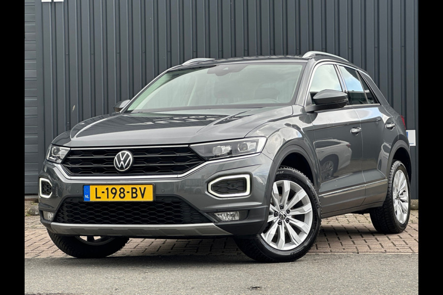 Volkswagen T-Roc 1.5 TSI Sport VIRTUAL | NAVI