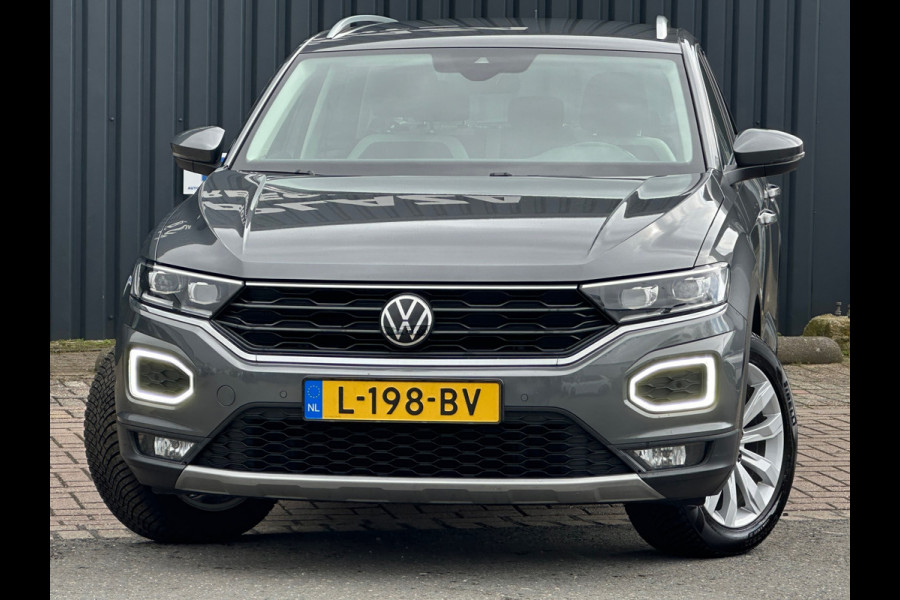 Volkswagen T-Roc 1.5 TSI Sport VIRTUAL | NAVI