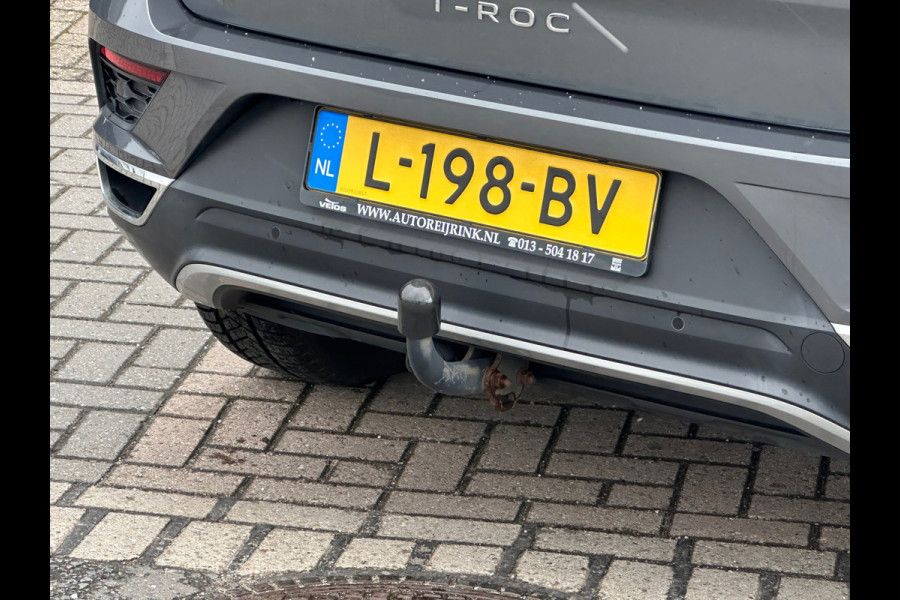 Volkswagen T-Roc 1.5 TSI Sport VIRTUAL | NAVI