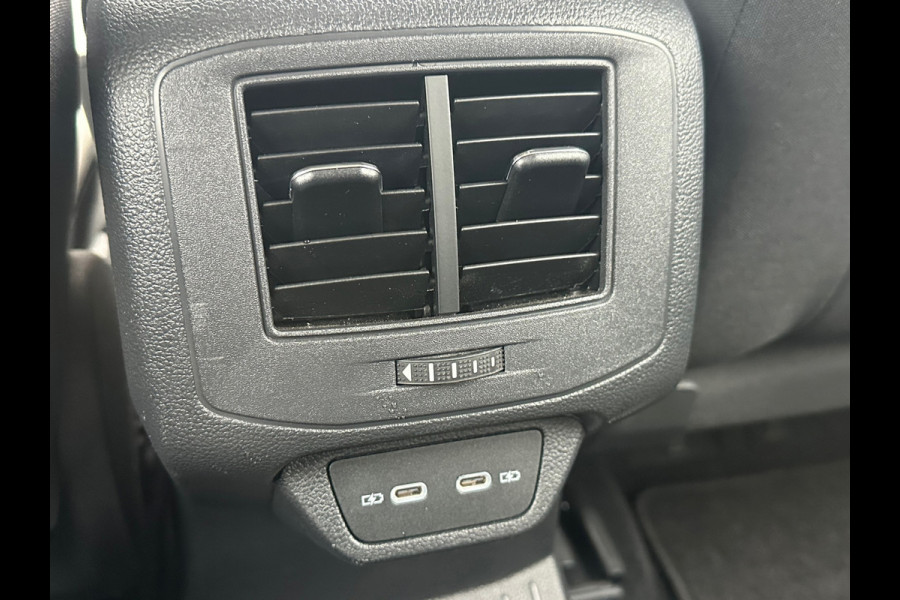 Volkswagen T-Roc 1.5 TSI Sport VIRTUAL | NAVI