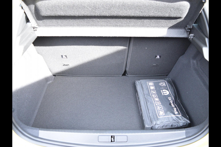 Peugeot 208 1.2 Hybrid 145 e-DCS6 GT 145 PK | ADAPTIVE CRUISE CONTROL | PARKEERSENSOREN MET CAMERA | CLIMATE CONTROL | DEMO