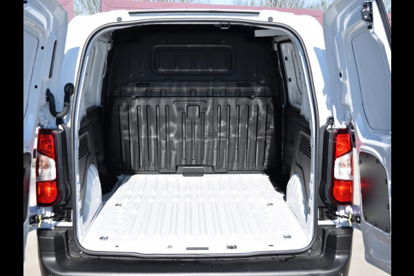 Peugeot e-Partner 136 L1 50 kWh | PACK COMFORT CONNECT | PARKEERSENSOREN MET CAMERA | NAVI | CRUISE CONTROL | DEMO