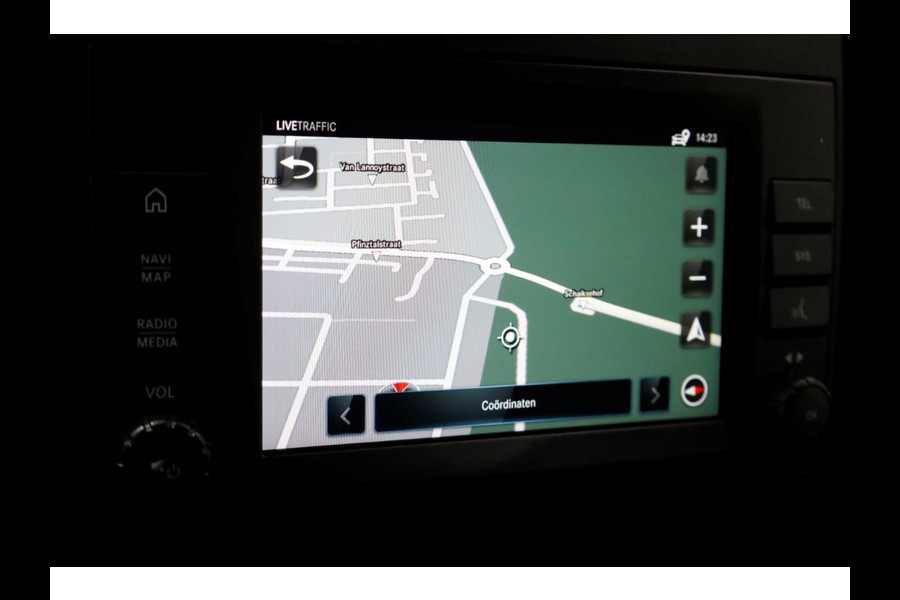 Mercedes-Benz Vito 114 CDI 136pk Compact 9G Automaat 2x Schuifdeur/LED/Camera/Navi/Inrichting 05-2022