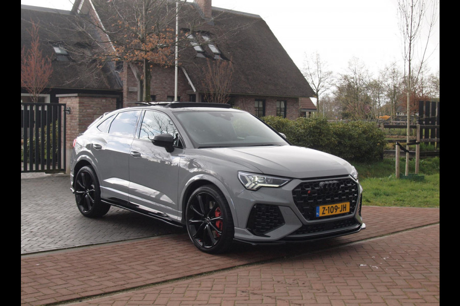 Audi Q3 Sportback TFSI RS | Panoramadak | Bang & Olufsen | Maxton Design | Sport Uitlaatsysteem |