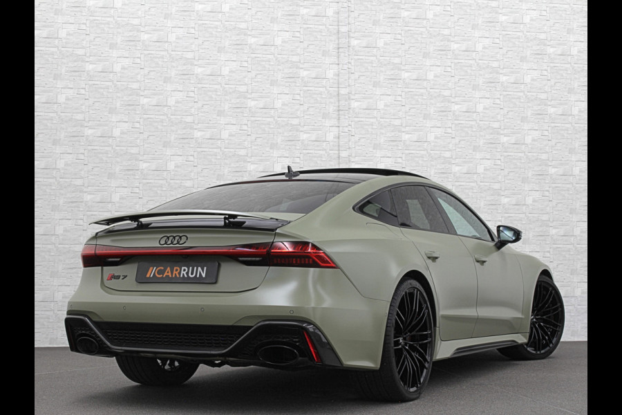 Audi RS7 Dynamic+ 300kmh | Keramisch | 22" ABT (9200,=) | B&O 3D High End | 4-Wielbesturing | Stoelvent. | Carbon Pack | Nachtzicht | Alc 91500,= ex btw | Lease / Maandbedrag 998,= pm. | 360 Camera | Laser-LED | ACC | Valcona | Klasse-5 | Head-up | Soft-Close | Isolatieglas | Dealer OH.