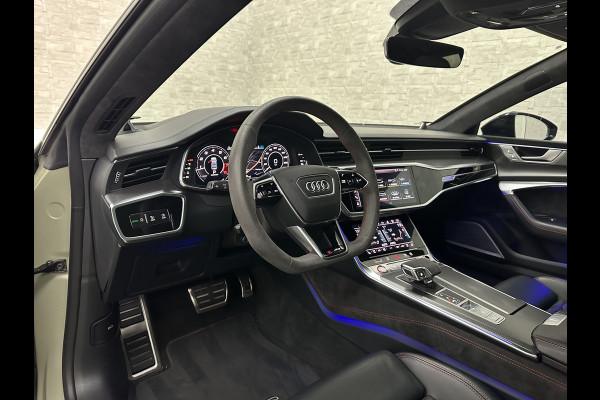 Audi RS7 Dynamic+ 300kmh | Keramisch | 22" ABT (9200,=) | B&O 3D High End | 4-Wielbesturing | Stoelvent. | Carbon Pack | Nachtzicht | Alc 91500,= ex btw | Lease / Maandbedrag 998,= pm. | 360 Camera | Laser-LED | ACC | Valcona | Klasse-5 | Head-up | Soft-Close | Isolatieglas | Dealer OH.