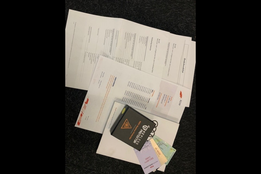 Audi RS7 Dynamic+ 300kmh | Keramisch | 22" ABT (9200,=) | B&O 3D High End | 4-Wielbesturing | Stoelvent. | Carbon Pack | Nachtzicht | Alc 91500,= ex btw | Lease / Maandbedrag 998,= pm. | 360 Camera | Laser-LED | ACC | Valcona | Klasse-5 | Head-up | Soft-Close | Isolatieglas | Dealer OH.