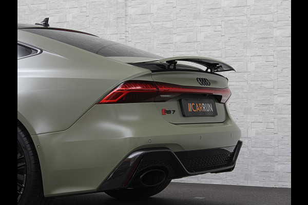 Audi RS7 Dynamic+ 300kmh | Keramisch | 22" ABT (9200,=) | B&O 3D High End | 4-Wielbesturing | Stoelvent. | Carbon Pack | Nachtzicht | Alc 91500,= ex btw | Lease / Maandbedrag 998,= pm. | 360 Camera | Laser-LED | ACC | Valcona | Klasse-5 | Head-up | Soft-Close | Isolatieglas | Dealer OH.