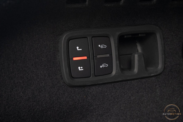 Audi Q8 60 TFSI e quattro Competition SQ8  PANO  CAM  ACC  LANE ASS  TREKHAAK LUCHTVERING