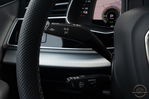Audi Q8 60 TFSI e quattro Competition SQ8  PANO  CAM  ACC  LANE ASS  TREKHAAK LUCHTVERING