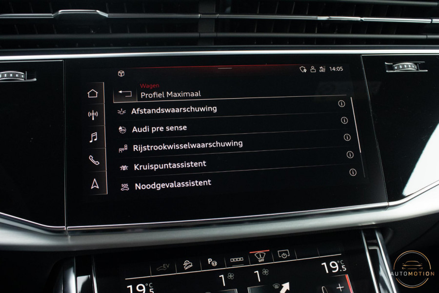 Audi Q8 60 TFSI e quattro Competition SQ8  PANO  CAM  ACC  LANE ASS  TREKHAAK LUCHTVERING